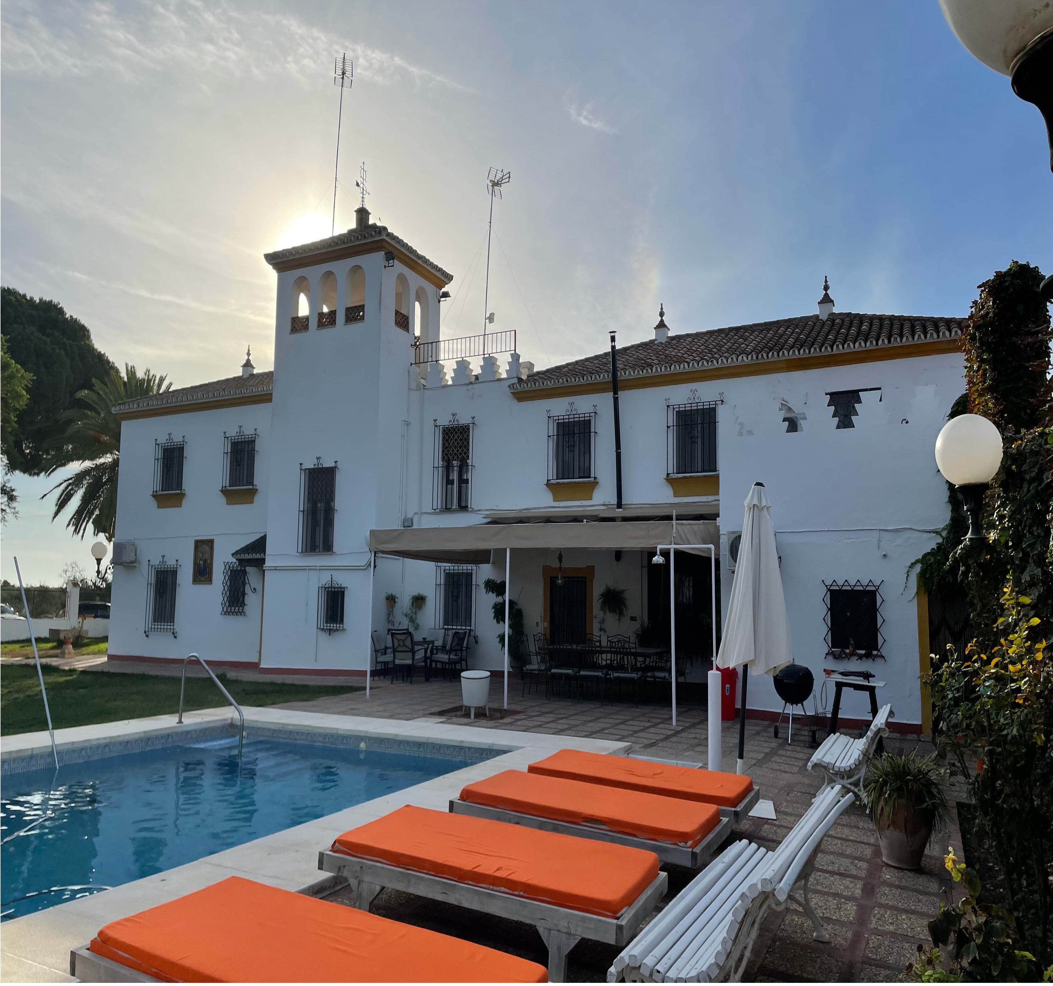 Beautiful traditional Andalusian estate. — photo 9 of 10