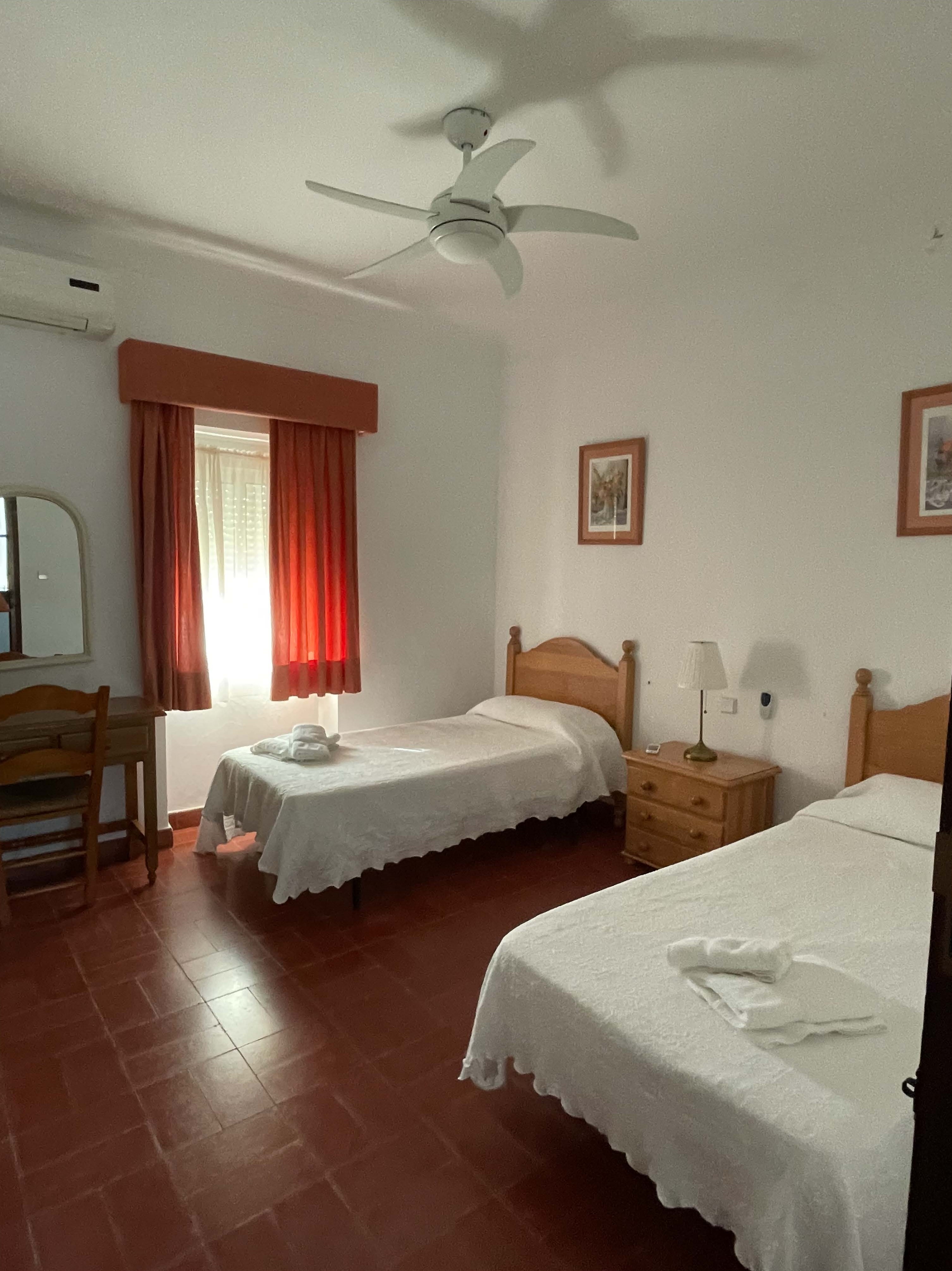 Beautiful traditional Andalusian estate. — photo 5 of 10