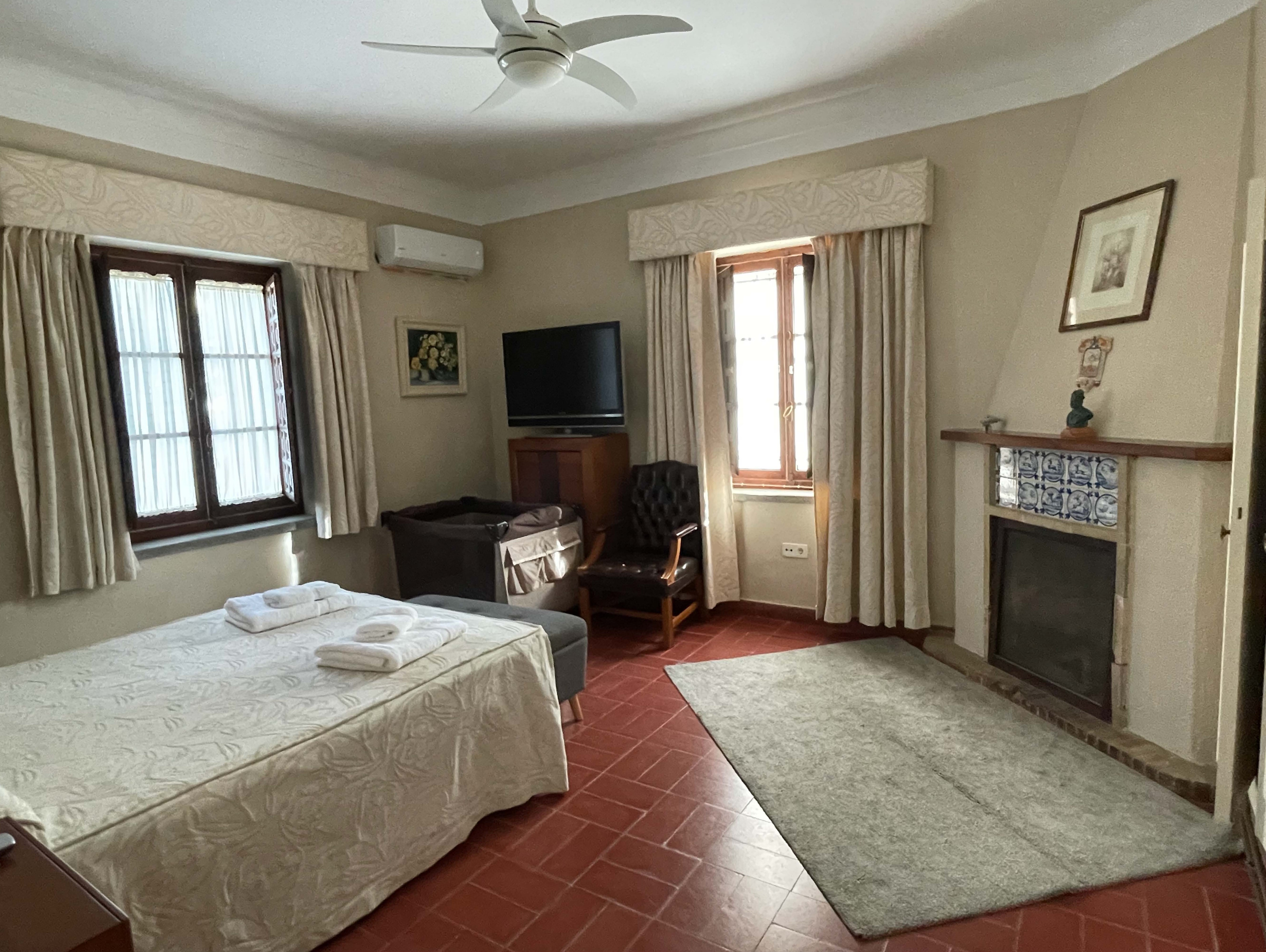 Beautiful traditional Andalusian estate. — photo 4 of 10