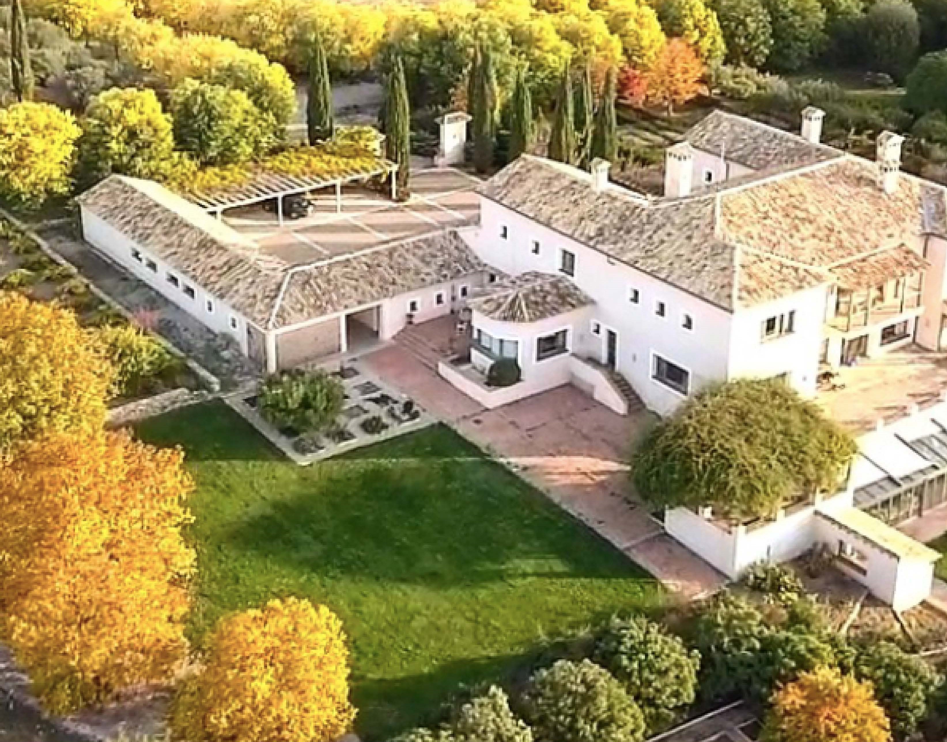 Villa in Cuenca — 6 bed, 2,000 m²