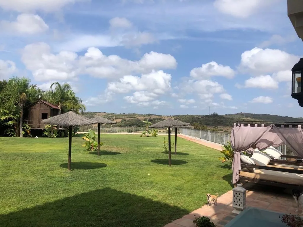 Exceptional Detached Villa in Sotogrande Alto – Golf & Lake Views | Private Spa | — photo 12 of 29