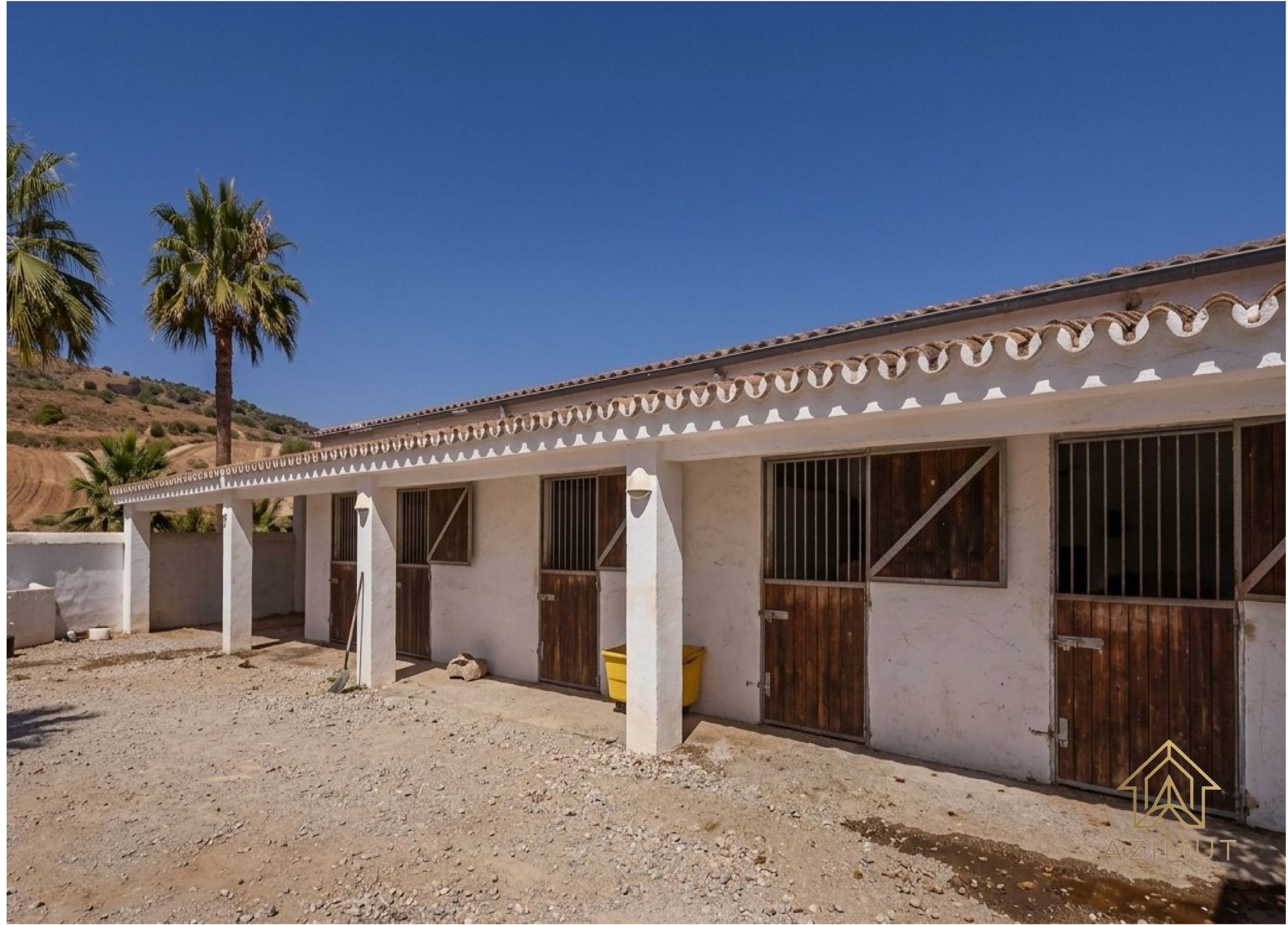 Equestrian Cortijo Estate for Sale Near Ronda — 161 Hectares in the Sierra de las Nieves — photo 4 of 7