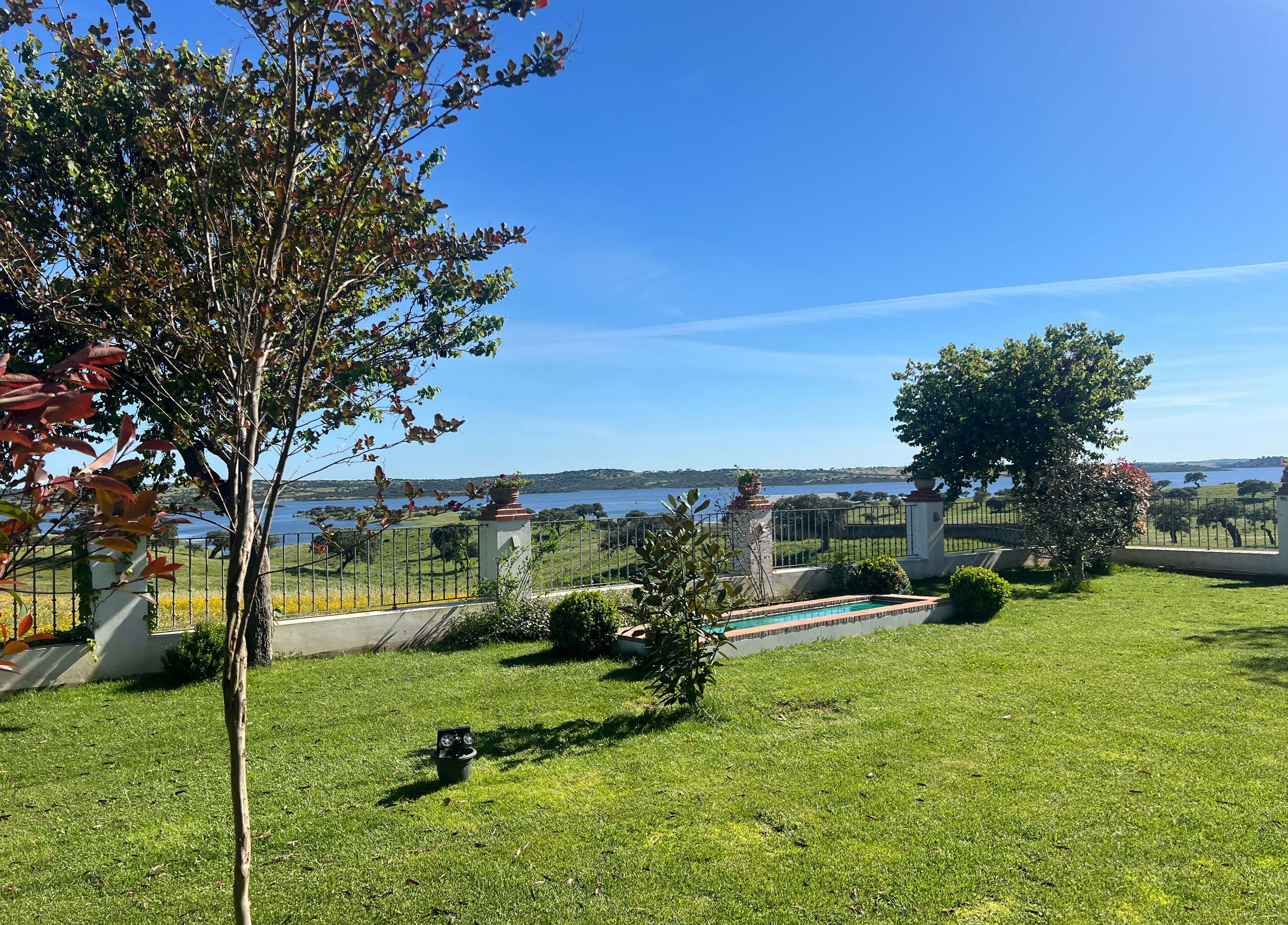 Jewels of Alqueva: Spectacular Estate with Direct Access to the Reservoir — photo 26 of 29